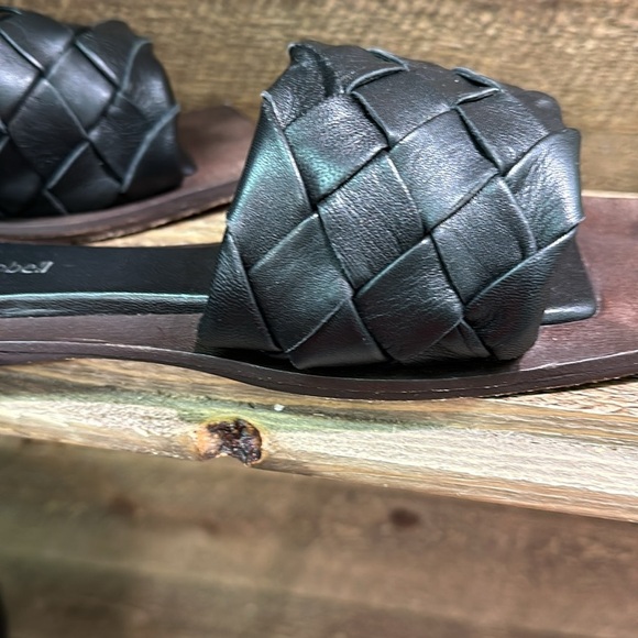 JEFFREY CAMPBELL Costello BLACK LEATHER SLIDES SIZE 8/39 - Picture 9 of 9